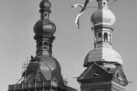 Liebfrauenkirche: Nun ist auch der zweite Turm fast fertig, Heinrich Wolf Fotograf Archiv Koblenz